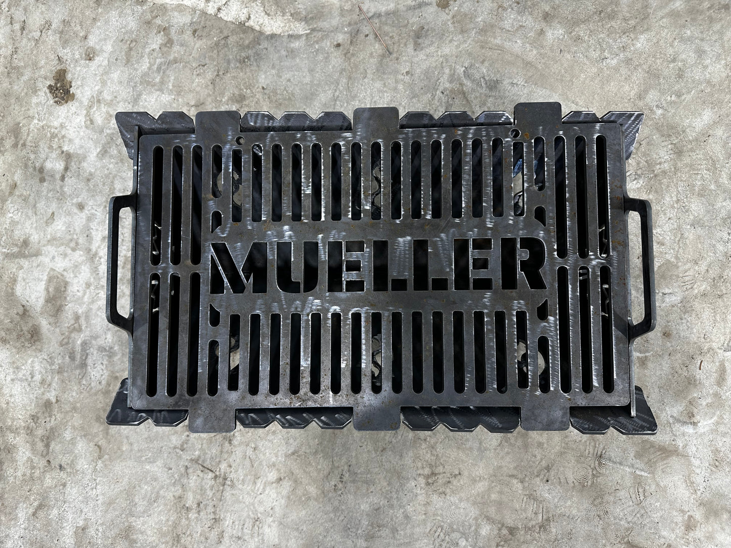 3/16" collapsible grill / fire pit